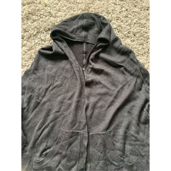 95 LULULEMON GRAY CABIN YOGI WRAP HOOD REVERSIBLE CARDIGAN SWEATER sz 4 6 - Picture 5 of 8